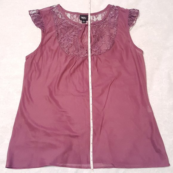 2/$20 Boho Lace Accent Cotton Sheer Sleeveless Top, Woman Small - Picture 4 of 13